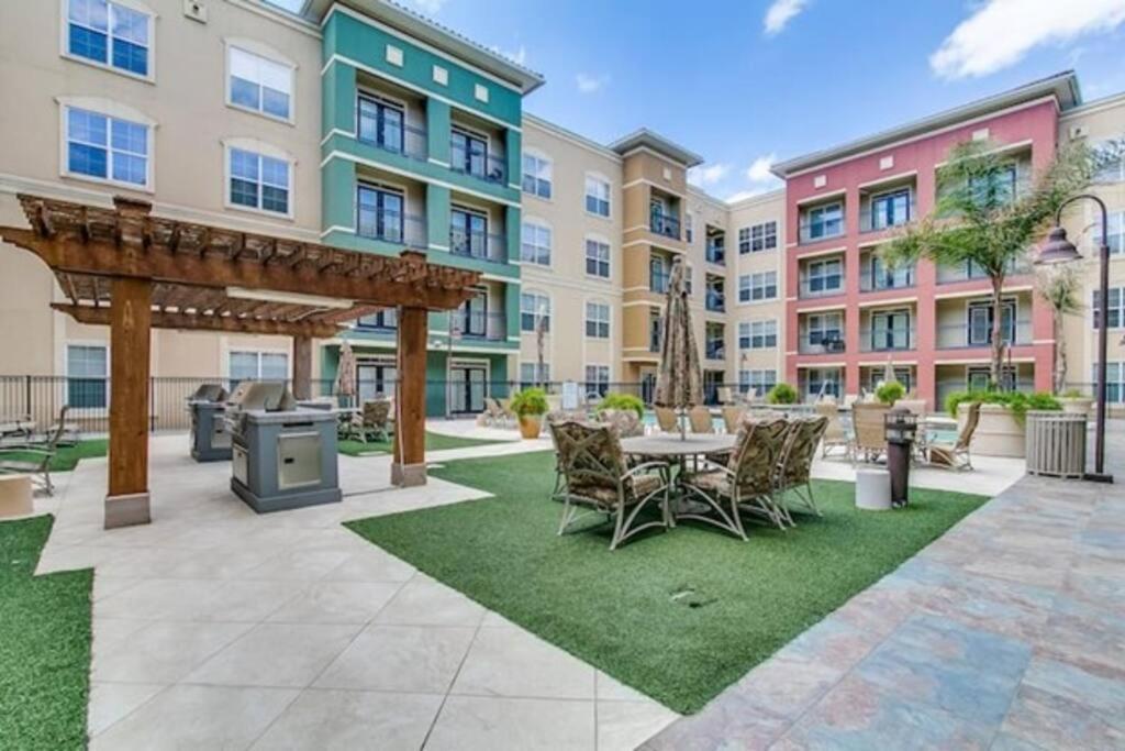Modern Condo Near Texas Medical Center W Free Parking Х'юстон Екстер'єр фото